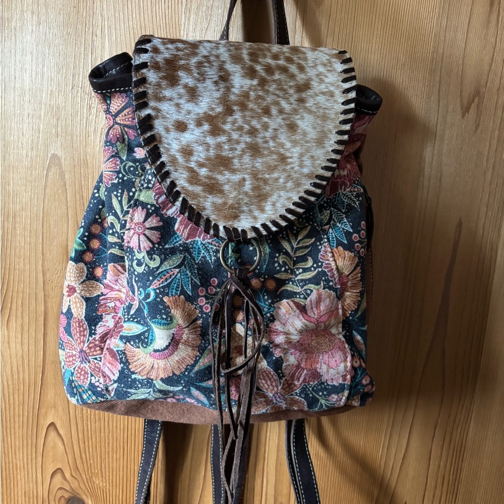 Myra bag